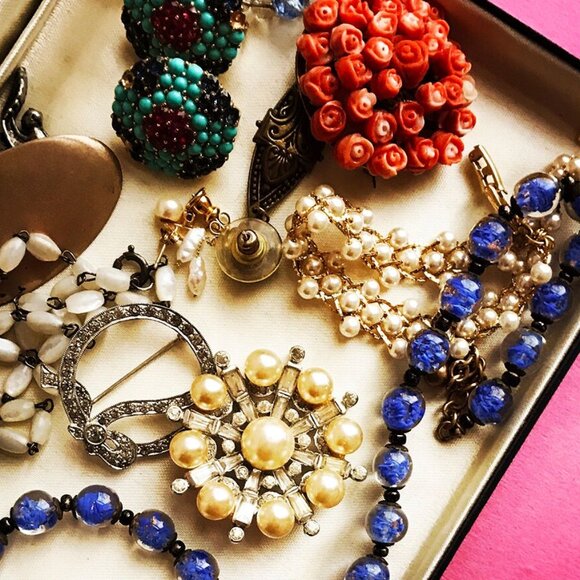 $5 Jewlery - Picture 1 of 1